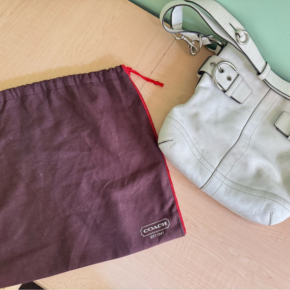 Coach White Leather Shoulder Bag